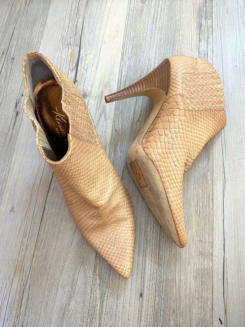Kenneth Cole Tan Snakeskin Leather Bootie Heels - Size 8.5